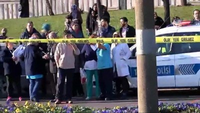 Üsküdar'de otobüs durağa daldı: 3 ölü  Videosu