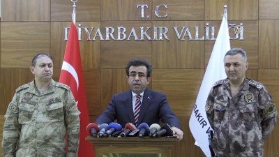 teror orgutu - Vali Güzeloğlu: ''Biri mavi kategoride 4 PKK'lı terörist etkisiz hale getirildi'' - DİYARBAKIR Videosu