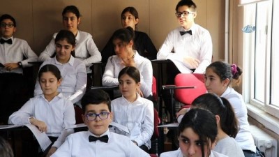 ogretmenler -  Ortaokul korosu öğrencileri Türkiye’ye ‘Grand Prix’ kazandırdı  Videosu