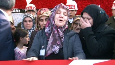 kiz cocugu -  Şehidi binler ve minik yürekler son yolculuğuna uğurladı Videosu