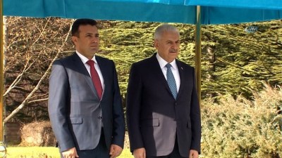  Başbakan Yıldırım, Makedonya Cumhuriyeti Başbakanı Zaev’i resmî törenle karşıladı 