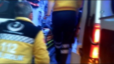  Midibüs tıra arkadan çarptı: 7 yaralı