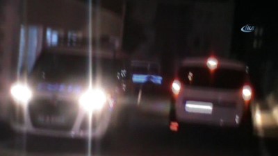  Şüpheli araçtan uyuşturucu çıktı 