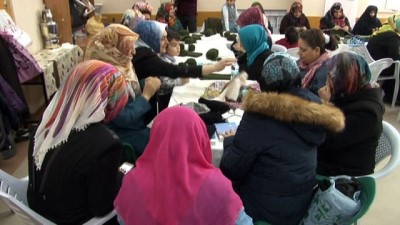  Vanlı kadınlar Mehmetçik için kolları sıvadı 