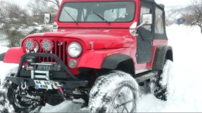 mahsur kaldi -  Off-road ekibine kar engeli  Videosu