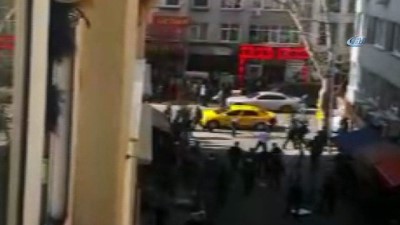 aktuel -  Şişli'de iki grup arasında tekme tokat kavga kamerada  Videosu