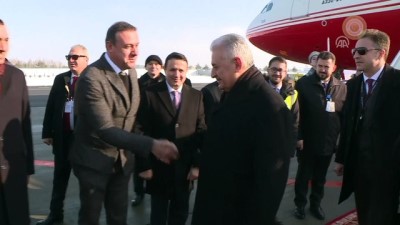 genc kiz - Başbakan Yıldırım Belarus'ta - Havalimanı karşılama (2) - MİNSK  Videosu
