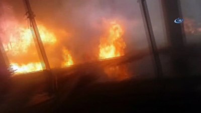insaat iscileri -  Beşiktaş'ta inşaat halindeki binanın giriş katında yangın çıktı Videosu