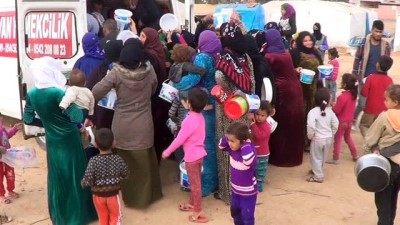 gida yardimi -  Çadırlarda yaşayan Suriyeli sığınmacılara sıcak yemek dağıtıldı  Videosu