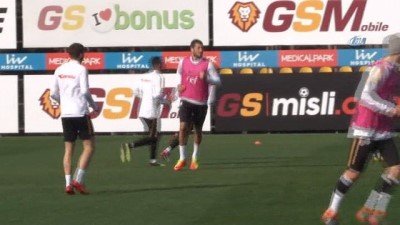 minyatur - Galatasaray, Kasımpaşa maçı hazırlıklarını sürdürdü  Videosu