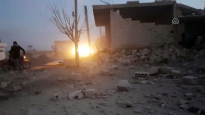 muhalifler - Hava saldırılarında 7 sivil öldü - İDLİB  Videosu