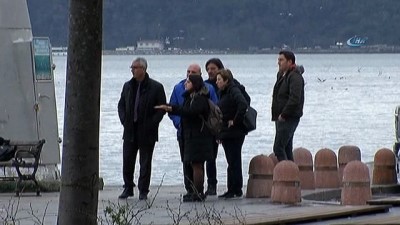 genc kiz -  Sarıyer’de bıçakla intihar girişiminde bulunan genç kız son anda kurtarıldı  Videosu