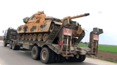 zirhli araclar - Sınır birliklerine askeri araç sevkıyatı devam ediyor - HATAY Videosu