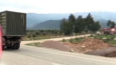 hanli - Sınır birliklerine askeri araç sevkiyatı devam etti - HATAY Videosu