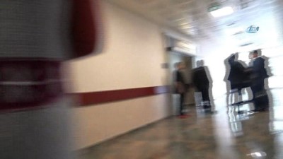 ameliyathane -  Tıp öğrencisi hastanenin tuvaletinde ölü bulundu Videosu