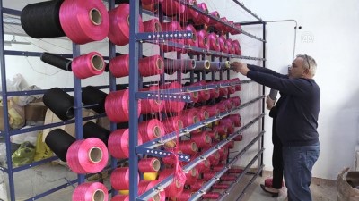 issiz gencler - Atıl durumdaki okul binasında tekstil ürünü üretiyorlar - ORDU  Videosu
