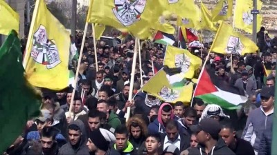 kabristan - İsrail'in naaşlarını alıkoyduğu Filistinlinin cenaze merasimi - RAMALLAH  Videosu