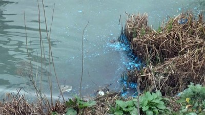 kimyasal maddeler -  Şehrin göbeğindeki dere maviye boyandı Videosu