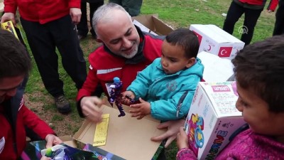 yardim malzemesi - Türk Kızılayı'ndan Afrin kırsalına insani yardım (2) - AFRİN Videosu