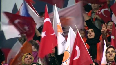 Cumhurbaşkanı Erdoğan: 'Bizim gençliğimiz dimdik ayakta' - ANKARA