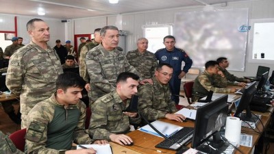 general -  Genelkurmay Başkanı Akar sınır birliklerini denetledi Videosu