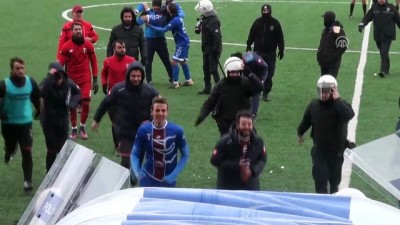 arbede - Kars 36 Spor-Serhat Ardahanspor maçında arbede - KARS Videosu