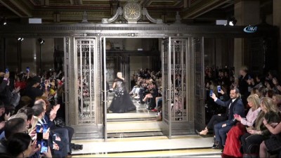 mason -  - Londra Moda Haftası'nda Ajda Pekkan rüzgarı  Videosu