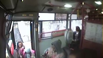 sehir ici - Midibüsteki hırsızlık güvenlik kamerasında - ADANA  Videosu
