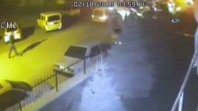 yansima -  Sokak ortasında cinayet kamerada... Eşini ve sevgilisini öldüren şahıs yakalandı Videosu