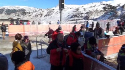 gunesli -  Davraz’da göl manzarası eşliğinde kayak keyfi  Videosu