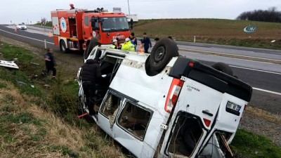 direksiyon -  Tekirdağ’da minibüs devrildi:4 yaralı  Videosu