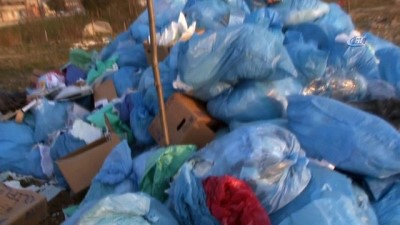 tibbi malzeme -  Tıbbi madde atıklarını mahalleye döktüler  Videosu