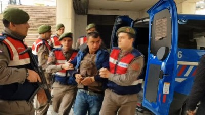 koy mezarligi -  Silahlı saldırıda ölen anne ve iki çocuğu toprağa verildi Videosu