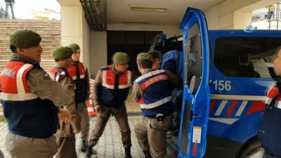 katil zanlisi -  Sosyal medyada canlı yayın yapıp 3 kişinin ölümüne sebep olan katil zanlısı adliyeye sevk edildi Videosu