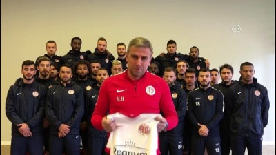 teknik direktor - Antalyaspor'dan 'Kalbimiz Mehmetçik' ile videosu - ANTALYA Videosu