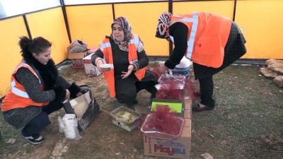 kadilar - Kilis Belediyesi, basın mensupları için çadır kurup yemek ikramında bulundu - KİLİS Videosu