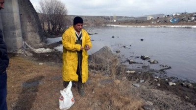 balik tutmak -  Kars’ta, çözülen buzlar balıkçılara yaradı  Videosu