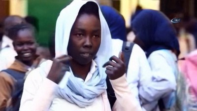 kullar -  - Mısır'da Sudan Ve Güney Sudanlı Mültecilere Eğitim  Videosu