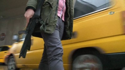 kontrol noktasi -  Samsun'da polis 'dur' ihtarına uymayan aracın lastiklerine ateş etti Videosu