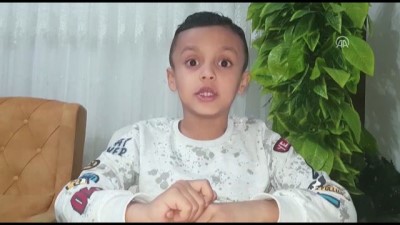 sosyal paylasim sitesi - Suriyeli çocuktan duygulandıran paylaşım - İSTANBUL  Videosu