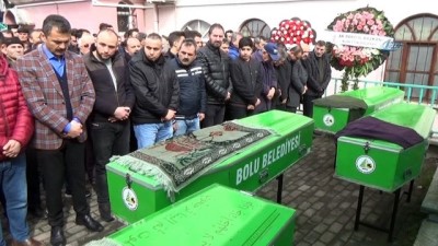 mermi -  Kurşunlanarak öldürülen aile son yolculuğuna uğurlandı  Videosu