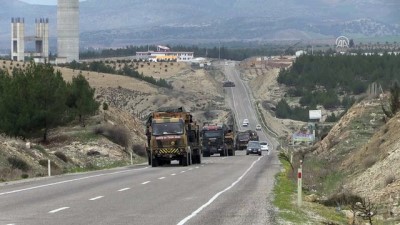 askeri arac - Suriye sınırına askeri sevkiyat - KİLİS  Videosu