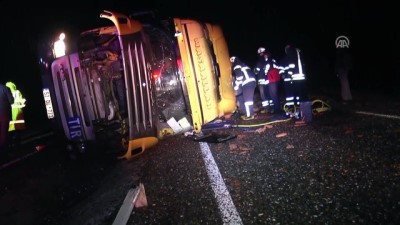 karayollari - Kastamonu'da tuğla yüklü tır devrildi: 1 ölü  Videosu
