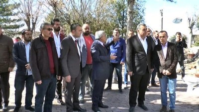 hayvan severler -  Uçhisar Belediye Başkanı Karaslan 'Yaşlı anne babalarına bakmayanlar ağaç sever oluyor'  Videosu