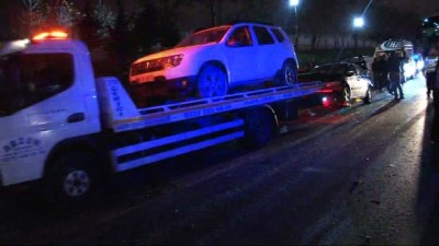 saglik ekibi -  Esenyurt’ta zincirleme kaza: 12 yaralı  Videosu