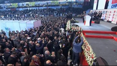  Kılıçdaroğlu, yeniden CHP Genel Başkanı seçildi 
