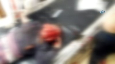 roket saldirisi -  - Azez'de roket saldırısı: 2 ölü, 7 yaralı Videosu