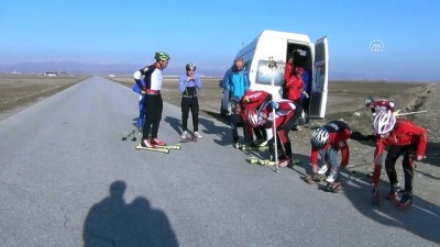 yaris - Kar yağmayınca asfaltta antrenman yaptılar - MUŞ  Videosu