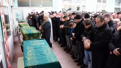 turk ailesi - Evinde ölü bulunan Türk ailenin cenazeleri Türkiye'ye gönderildi - STUTTGART Videosu