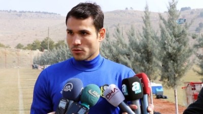 gard - Yeni Malatyaspor’un kalecisi Ertaç Özbir'den az gol yemelerinin sırrı  Videosu